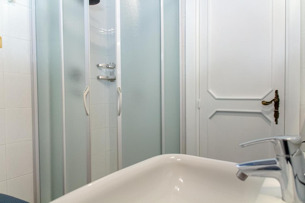 Hotel Interno 9 à Bari Extérieur photo