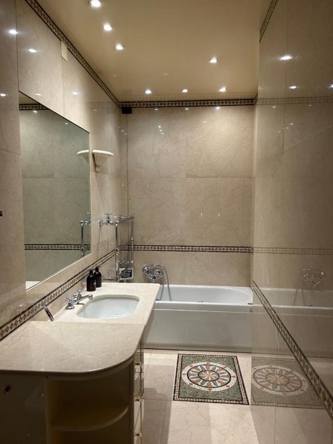 Hotel Interno 9 à Bari Extérieur photo